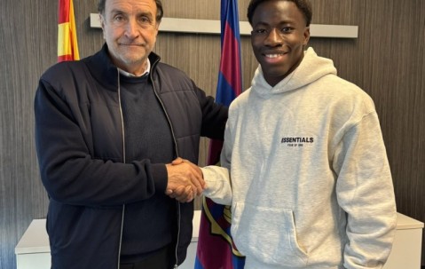 开云官方app下载-巴萨官方：和15岁小将通卡拉达成续约协议，年满16岁生效