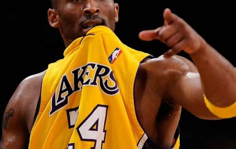 开云体育app下载-时光回溯，我们该如何劝阻科比登上那架“死亡直升机”？