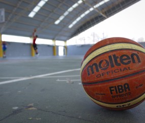 曾凡博正式启程去德国进行腰伤康复治疗 期待能赶上8月亚洲杯