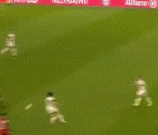 开云官方app下载-【德甲】莱万梅开二度 科芒+夸西破门 拜仁4比0胜